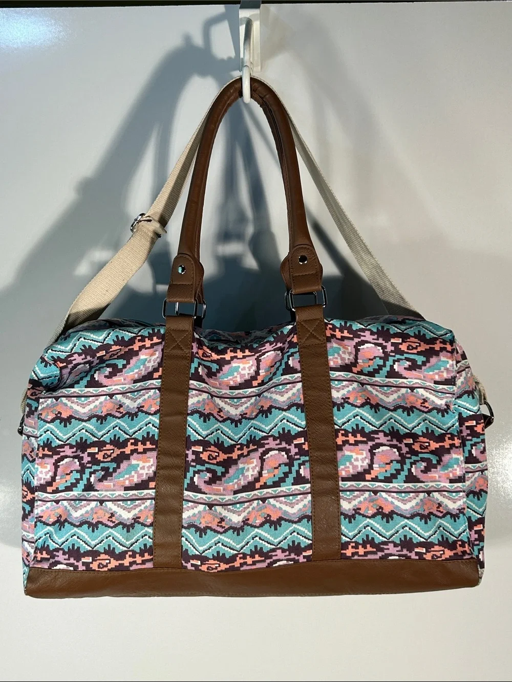 Steve Madden Tote Bag Aztec Print Overnighter Carry On Travel Vacation Resort